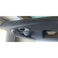RENAULT  PANNEAU DE PORTE AVANT GAUCHE OU DROIT CUIR NOIR INTÉGRAL MEGANE 2 CC